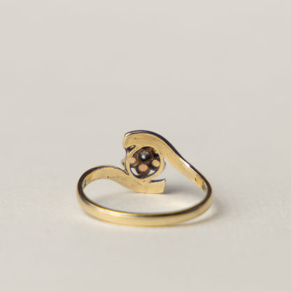 9 carat opal and diamond ring