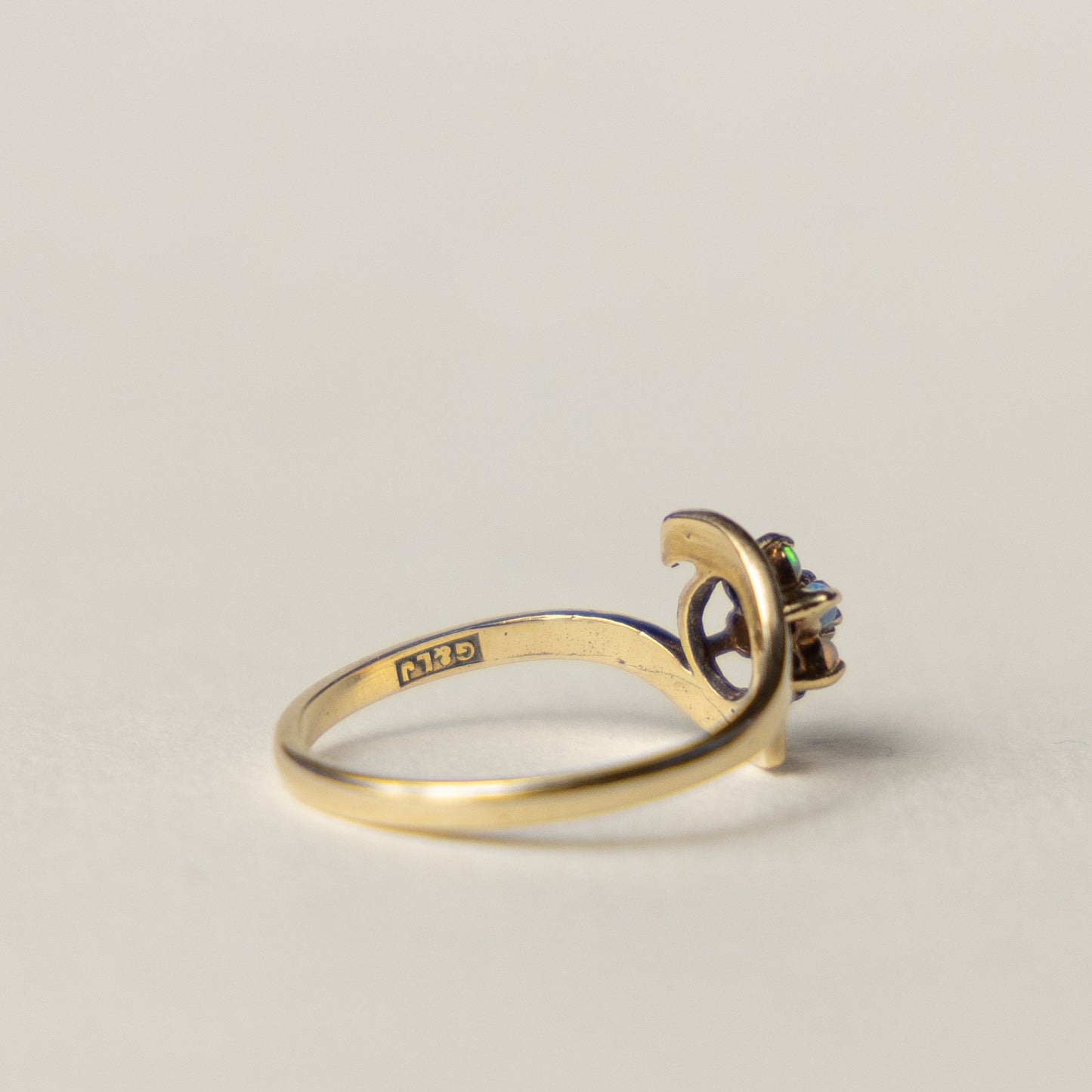 9 carat opal and diamond ring