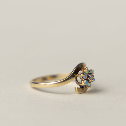 9 carat opal and diamond ring