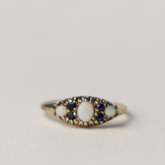 9 carat opal and sapphire ring