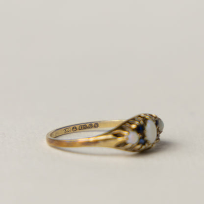 9 carat opal and sapphire ring