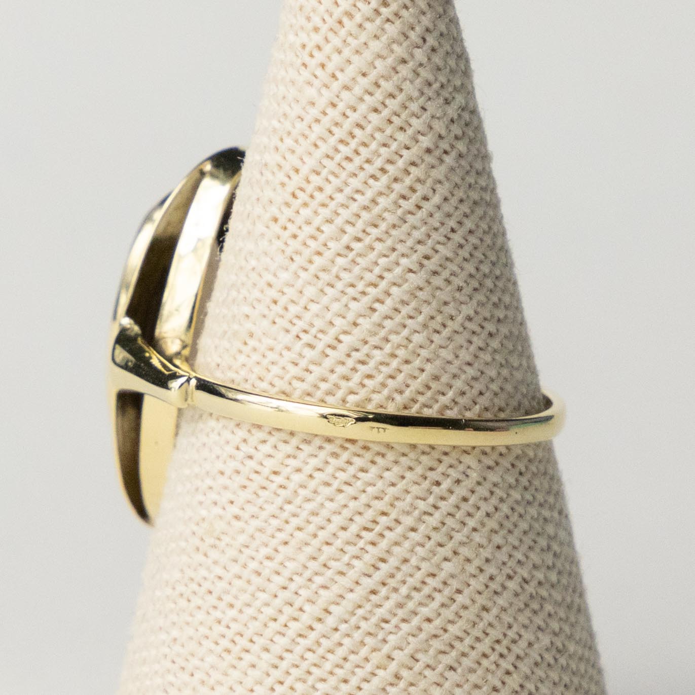14ct smokey quartz ring