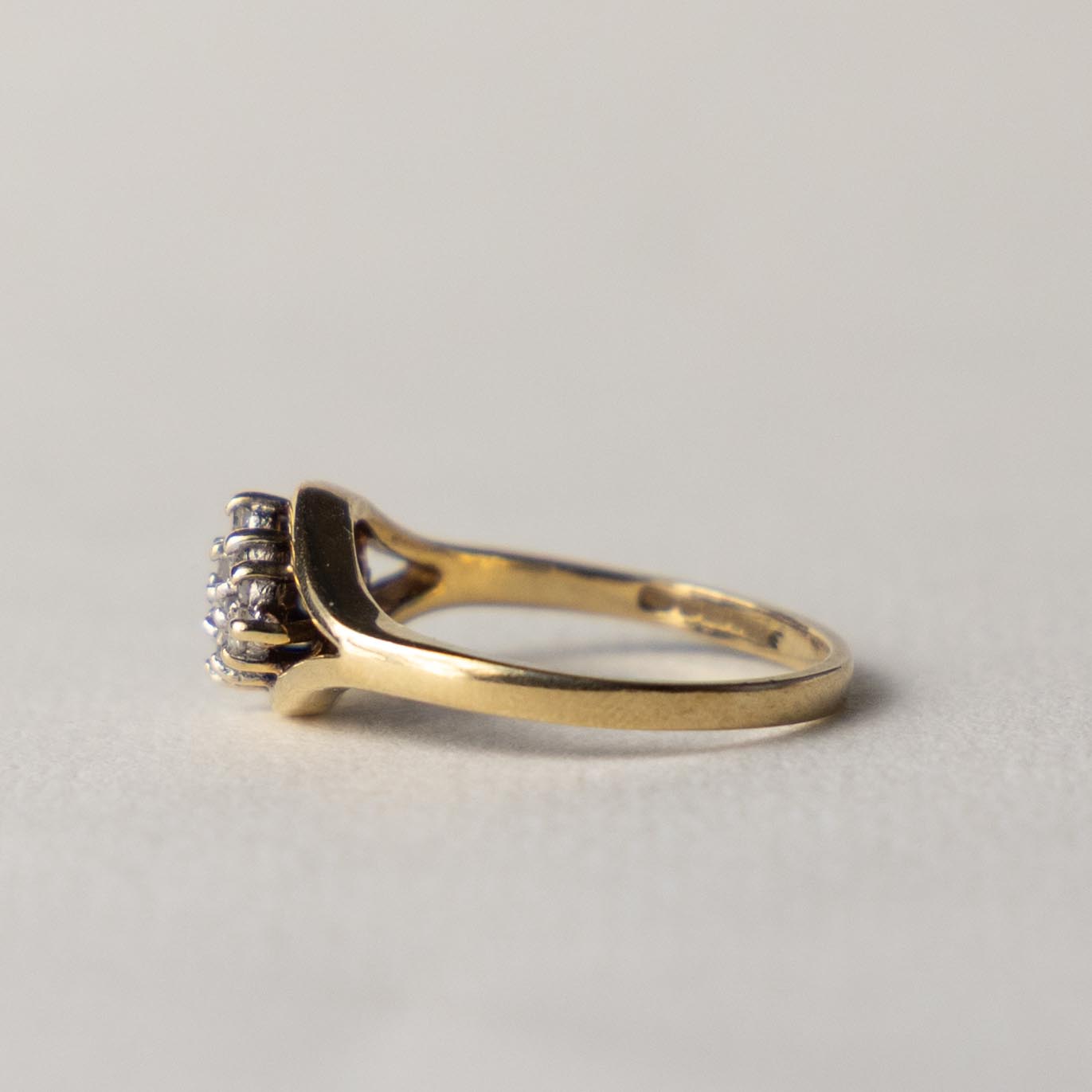 9ct diamond cluster ring