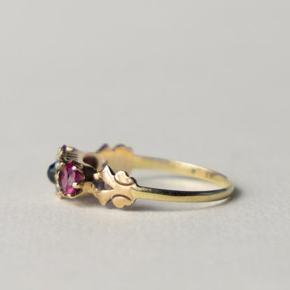 antique Victorian 9ct flower cluster ring
