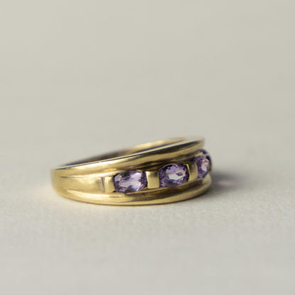 9ct amethyst band ring
