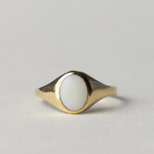 9ct opal signet ring