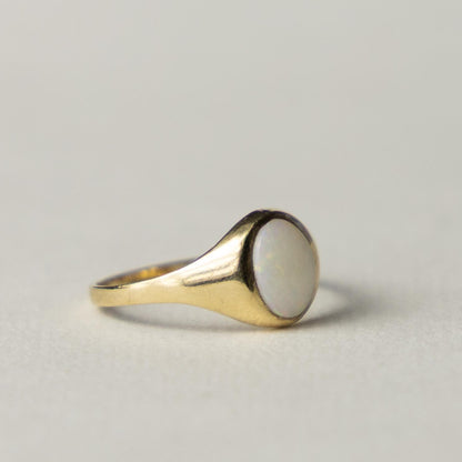 9ct opal signet ring