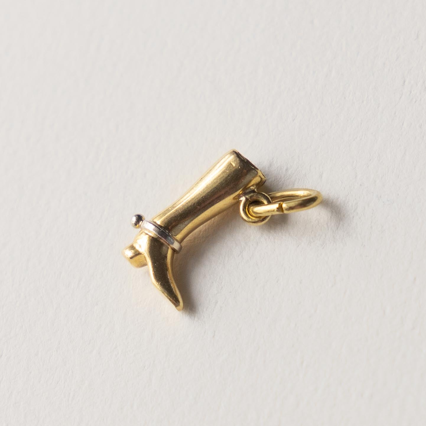 14ct boot pendant