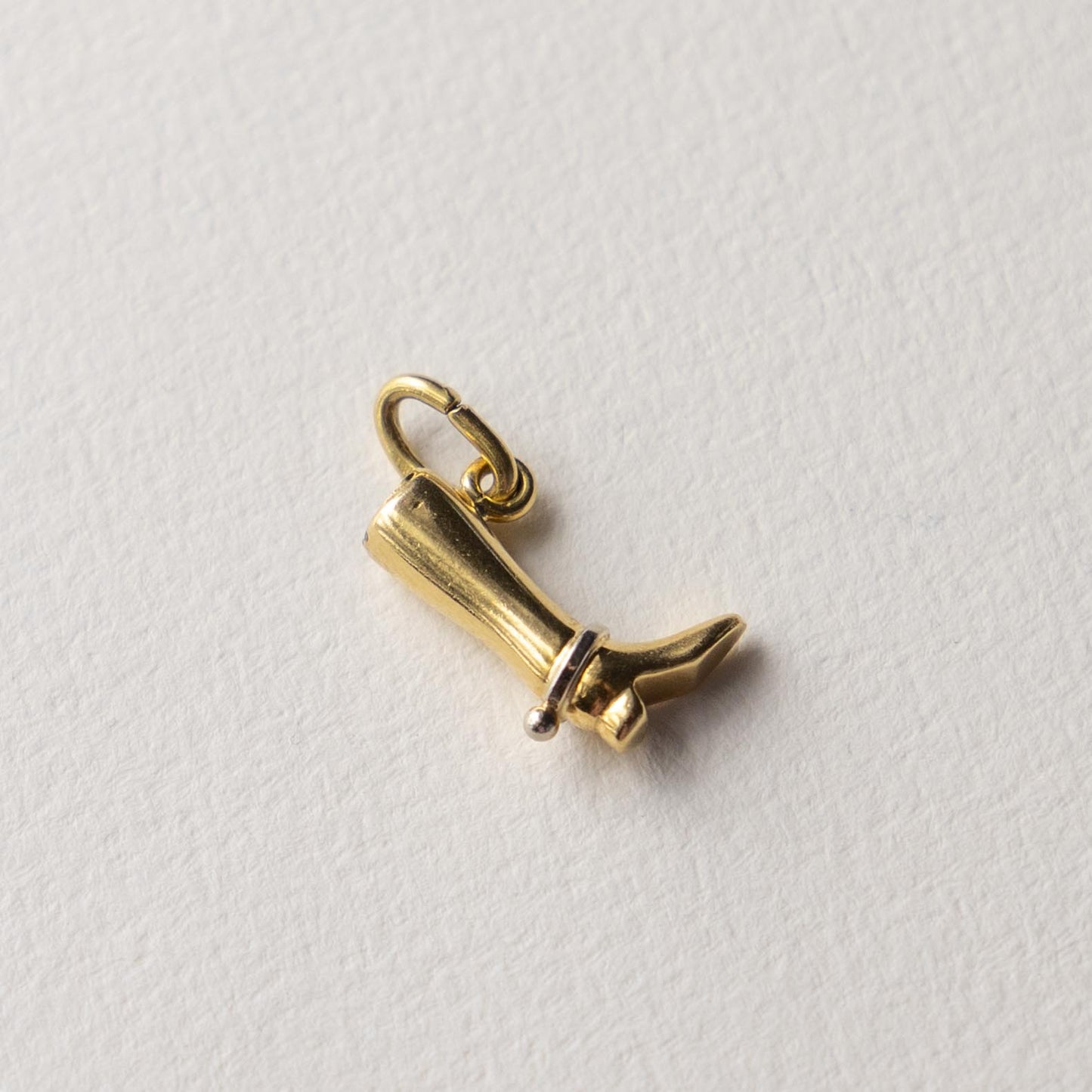14ct boot pendant
