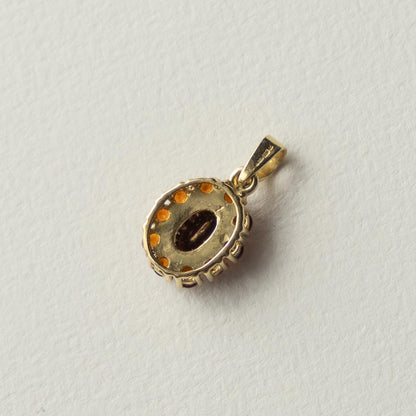 9ct garnet cluster pendant