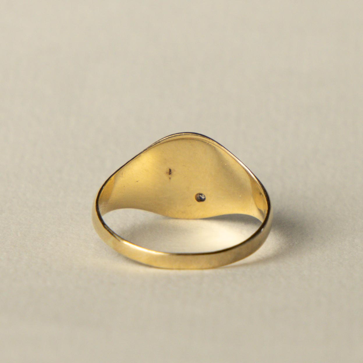 9ct diamond starburst signet ring
