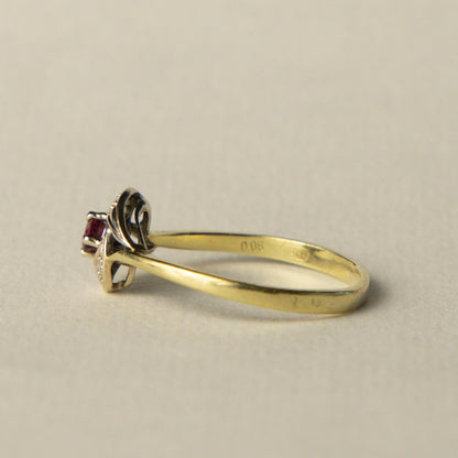 14ct ruby diamond ring