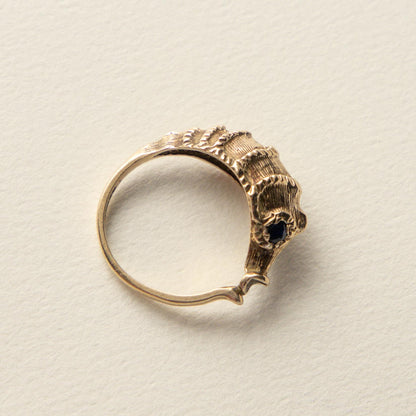 9ct seahorse sapphire ring