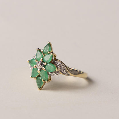 9ct emerald & diamond flower cluster ring