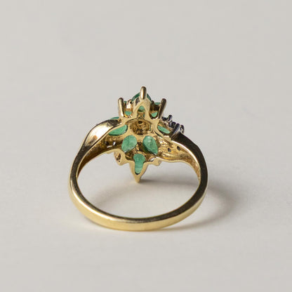 9ct emerald & diamond flower cluster ring
