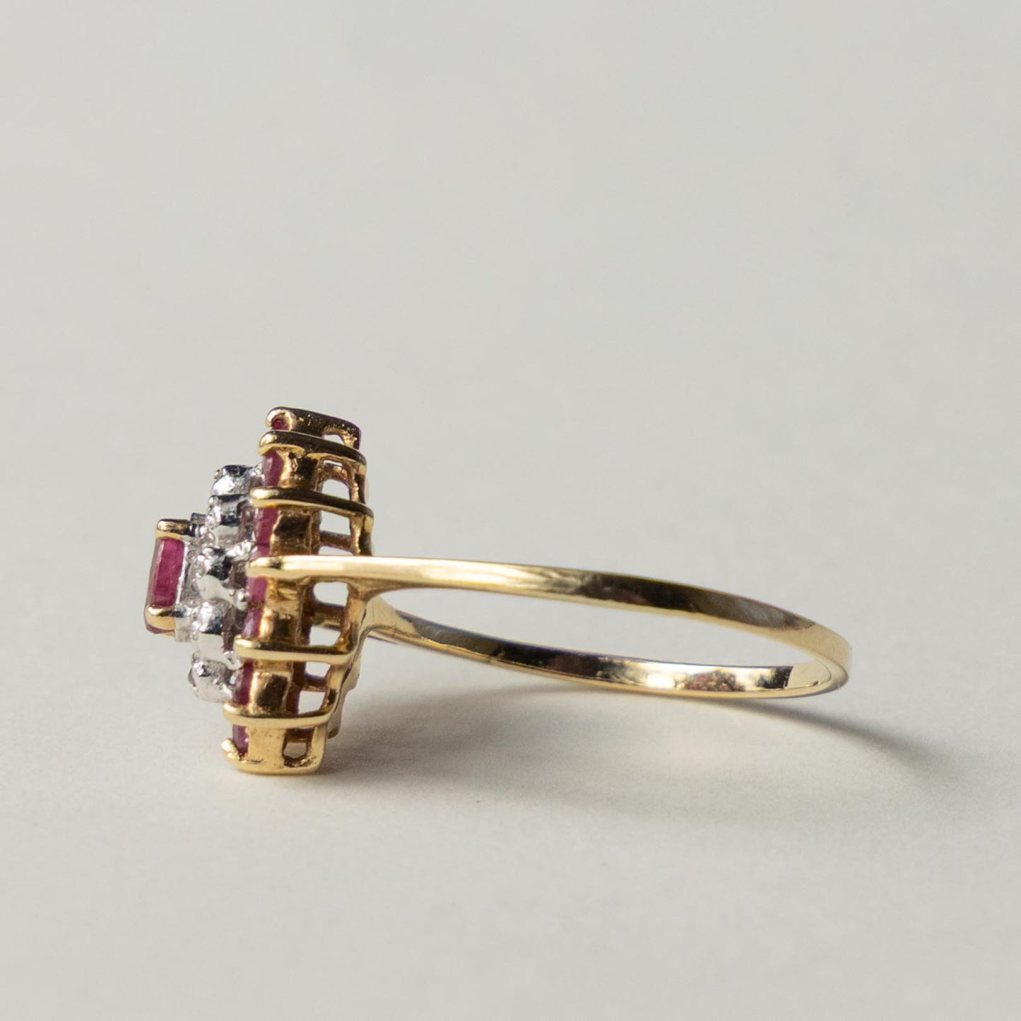 9ct ruby & diamond cluster ring