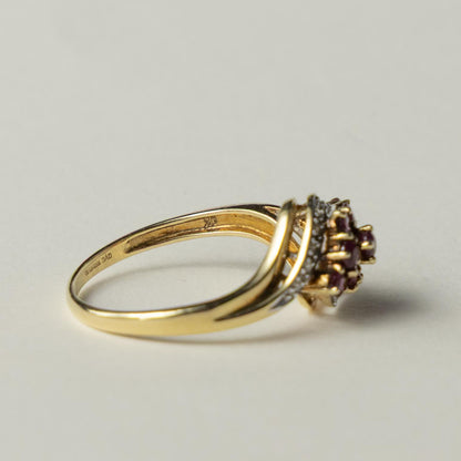 9ct ruby & diamond twist ring