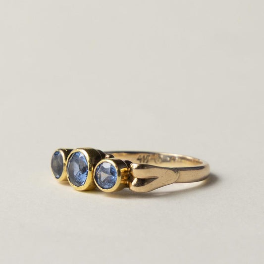10ct spinel trilogy ring