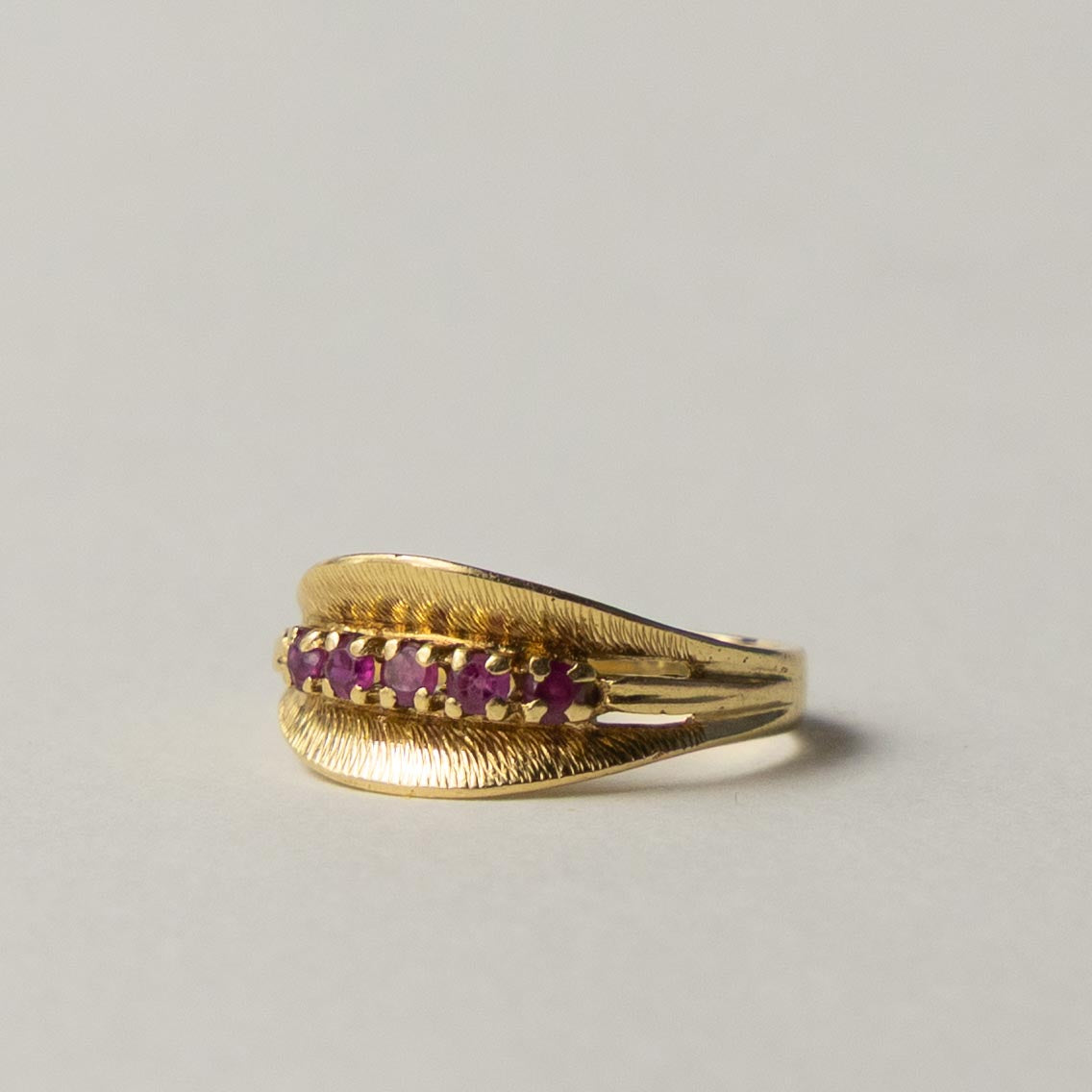 18ct organic ruby row ring