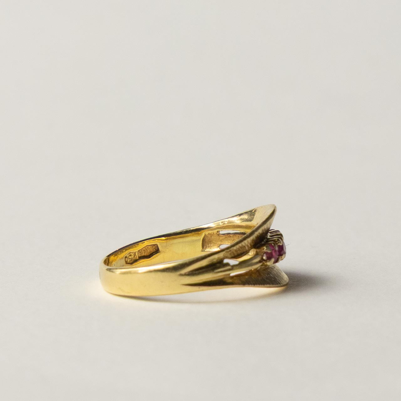 18ct organic ruby row ring