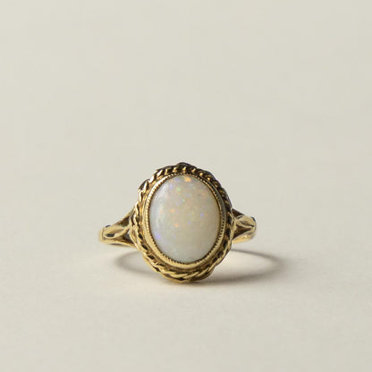 9ct opal solitaire ring