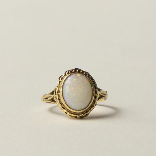 9ct opal solitaire ring