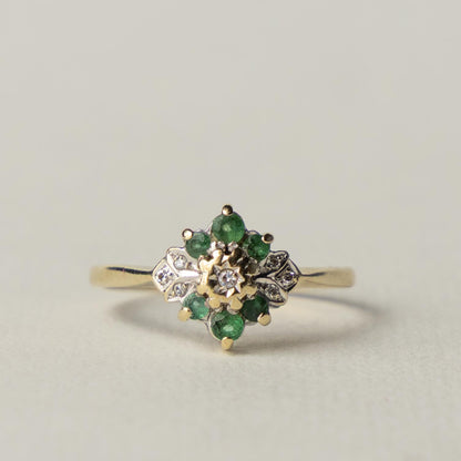 9ct emerald & diamond flower