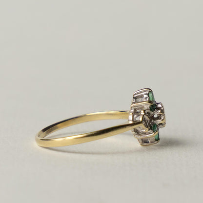 9ct emerald & diamond flower