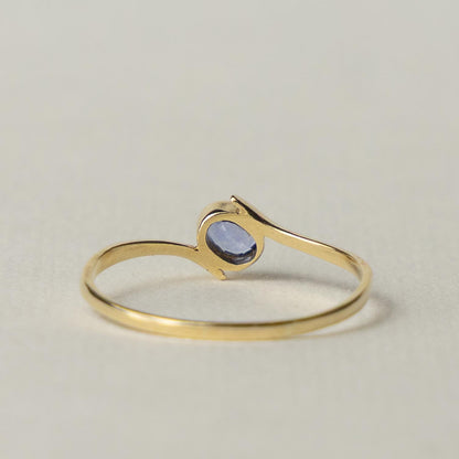 9ct sapphire ring