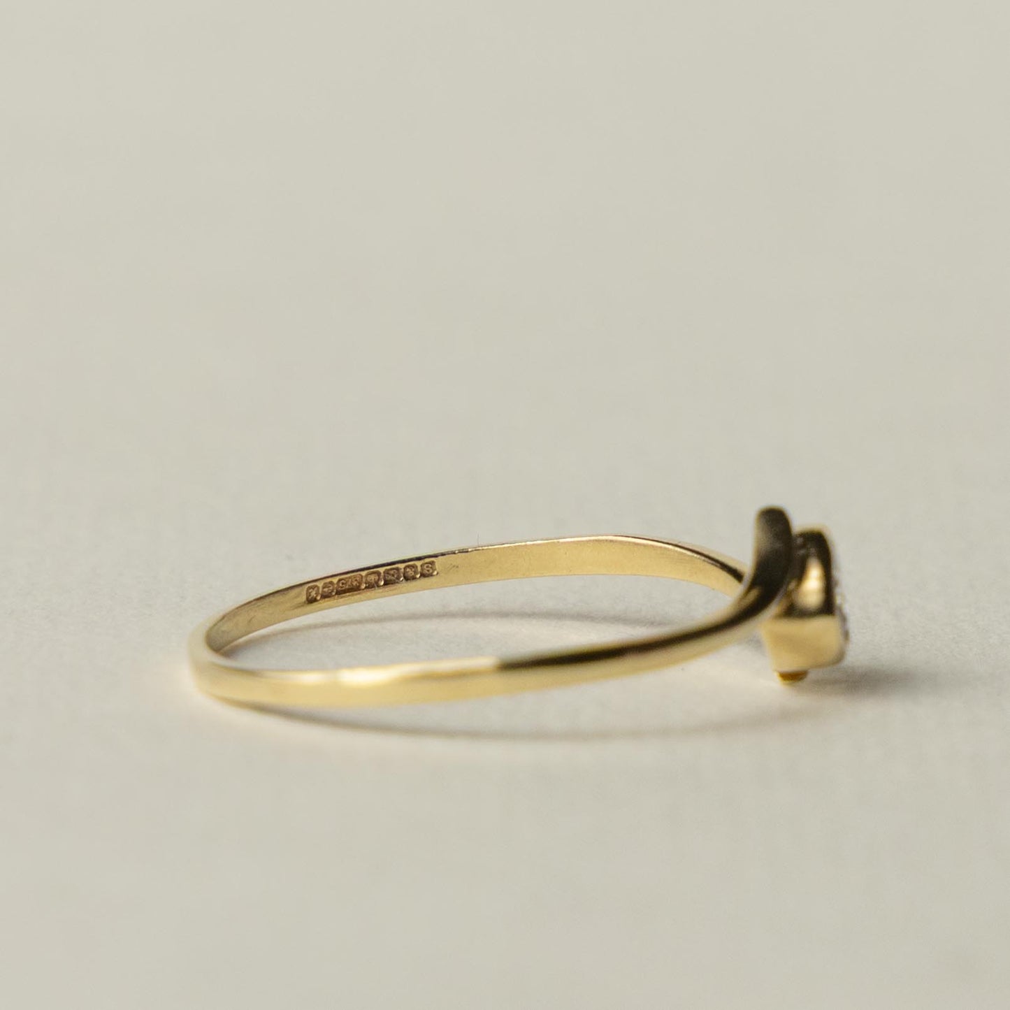 9ct sapphire ring