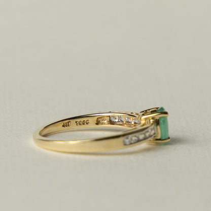 10ct emerald & diamond ring