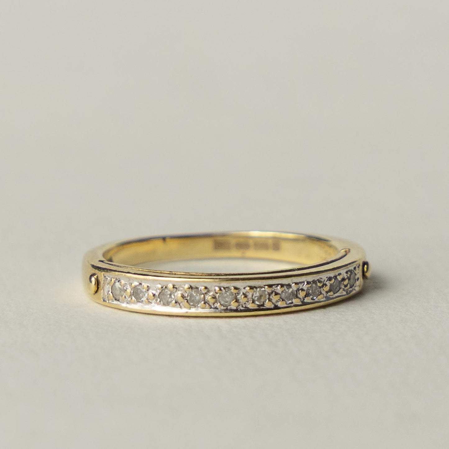 9ct diamond 'I LOVE YOU' ring