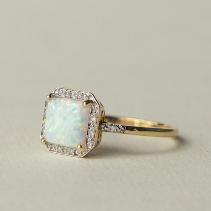 9ct opal & diamond ring