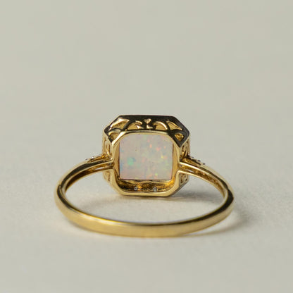 9ct opal & diamond ring