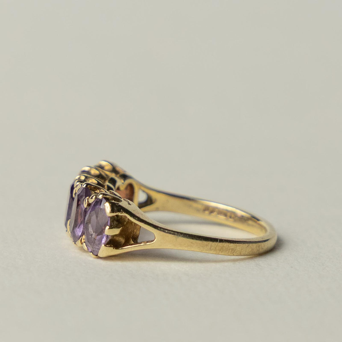 9ct amethyst five stone ring