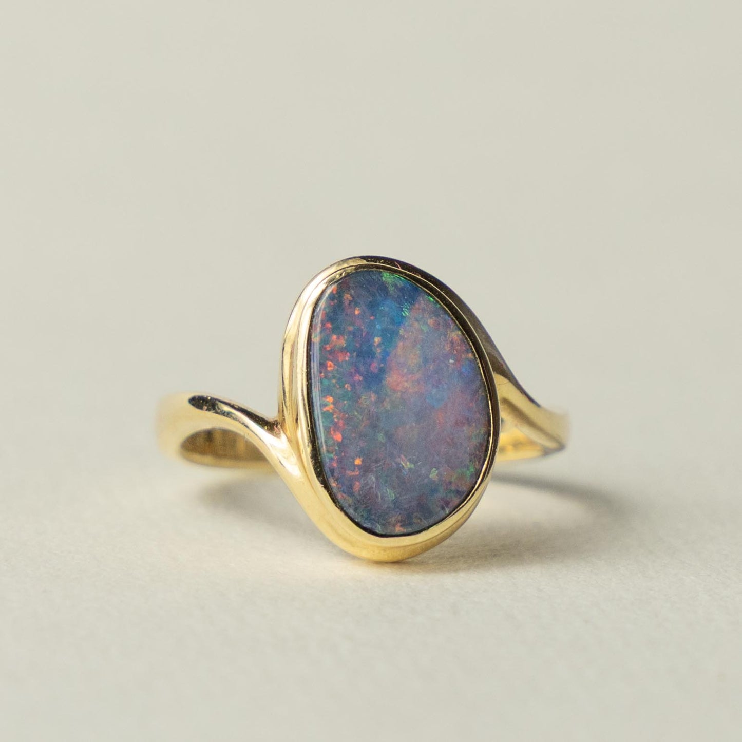 14ct opal ring