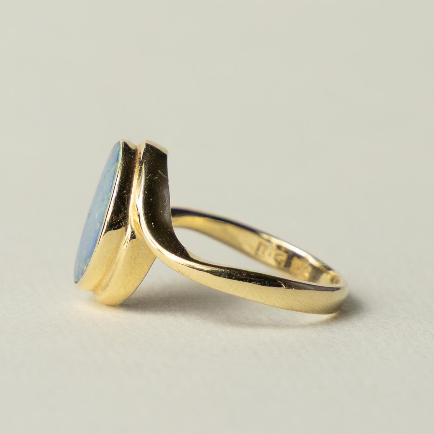 14ct opal ring