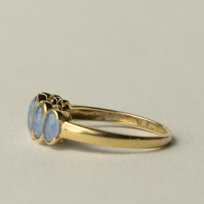 9ct opal five stone ring