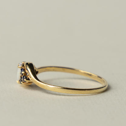 9ct opal & sapphire ring