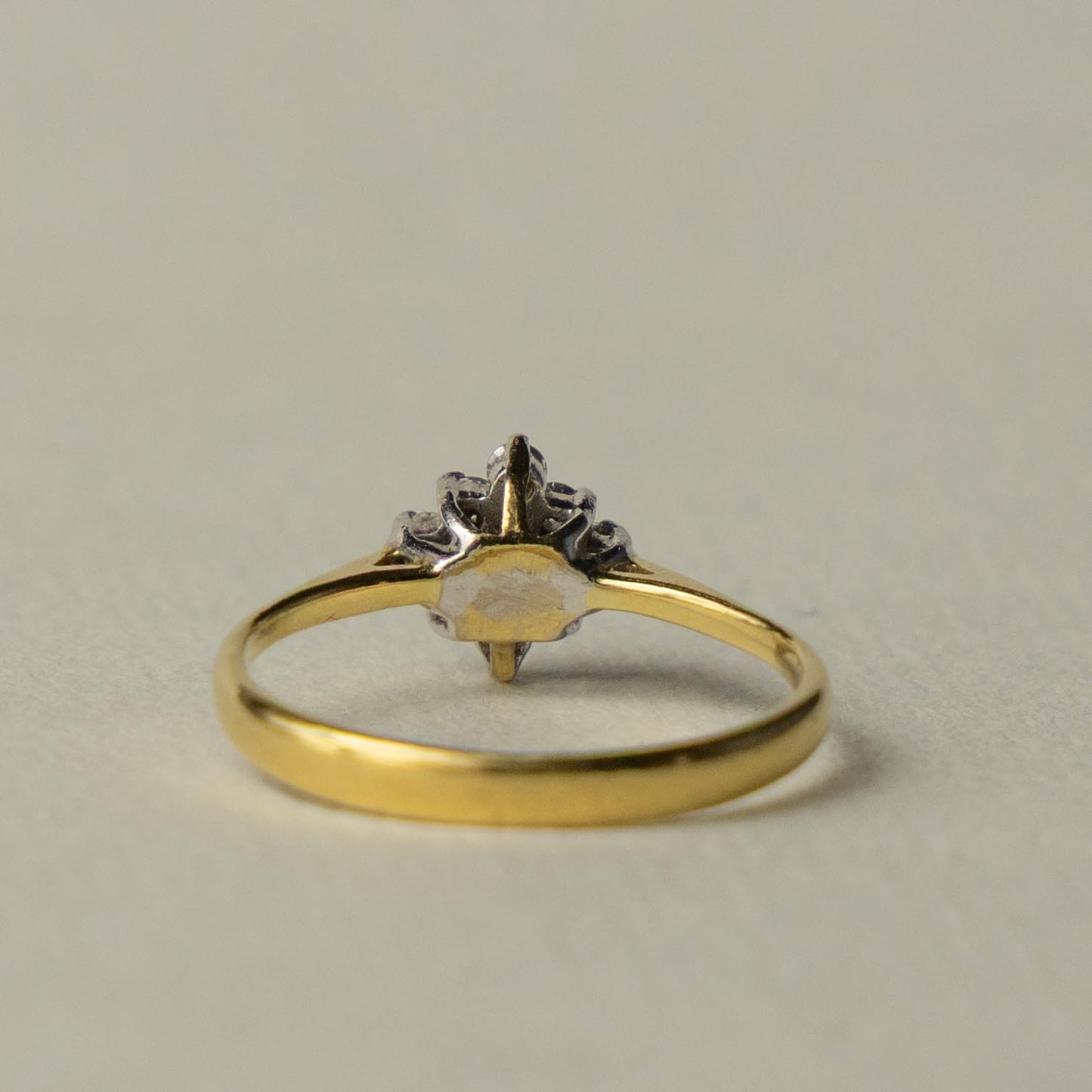 18ct diamond cluster ring