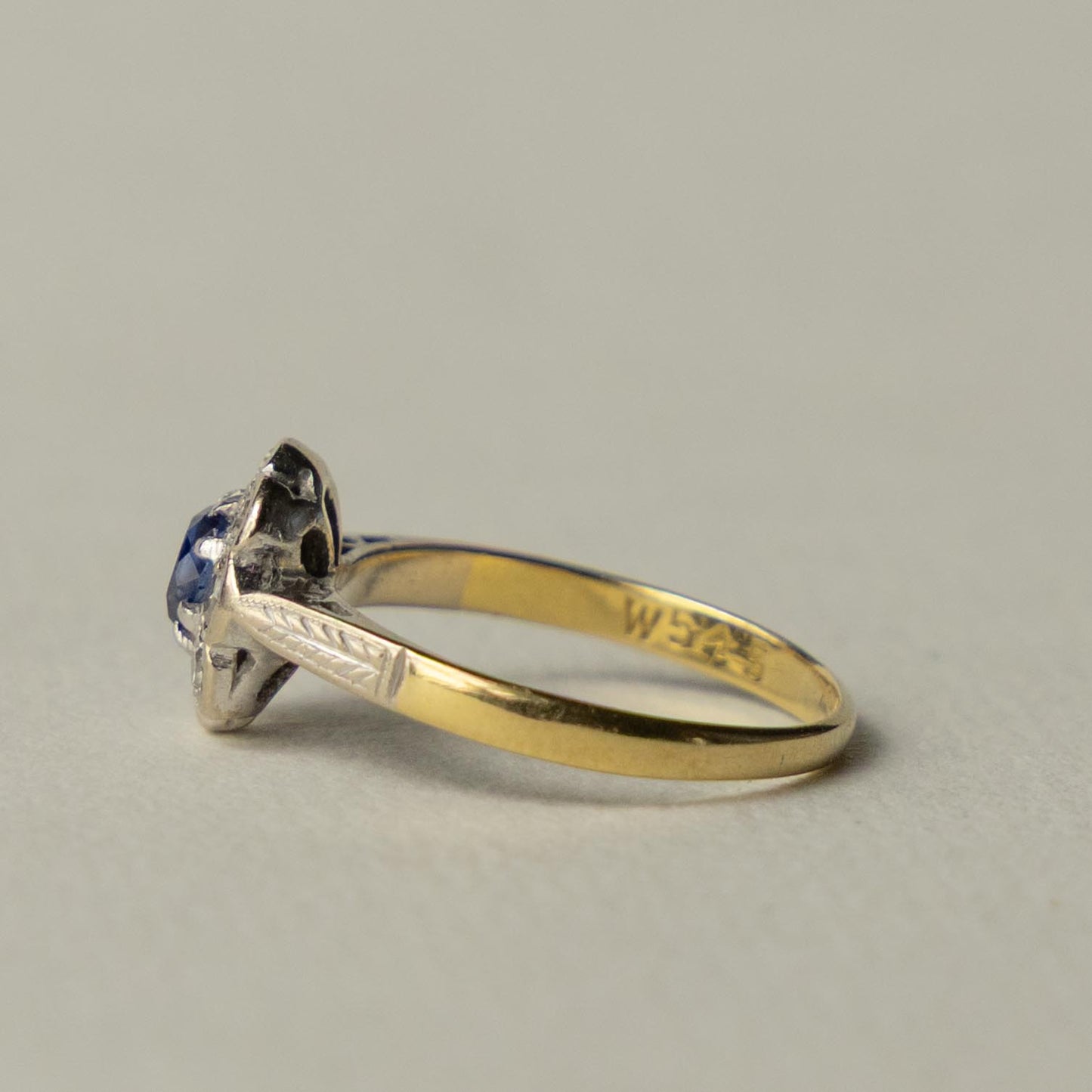 antique Edwardian 18ct sapphire & diamond cluster ring
