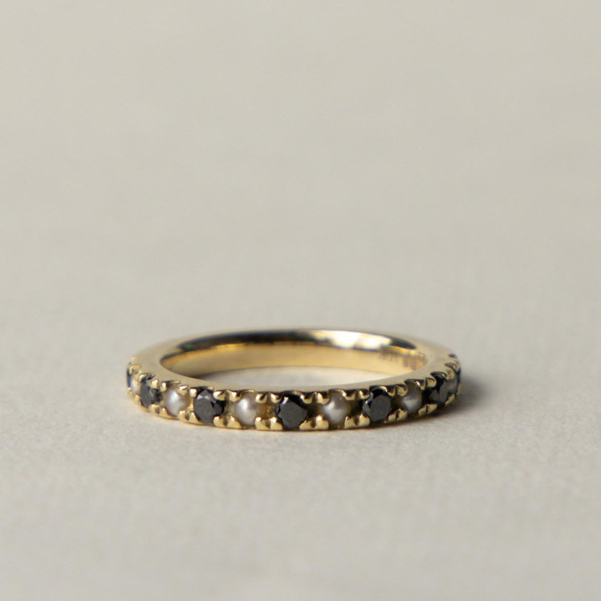 10ct pearl & sapphire ring