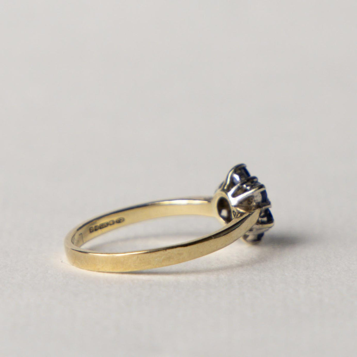 9ct sapphire & diamond flower cluster ring