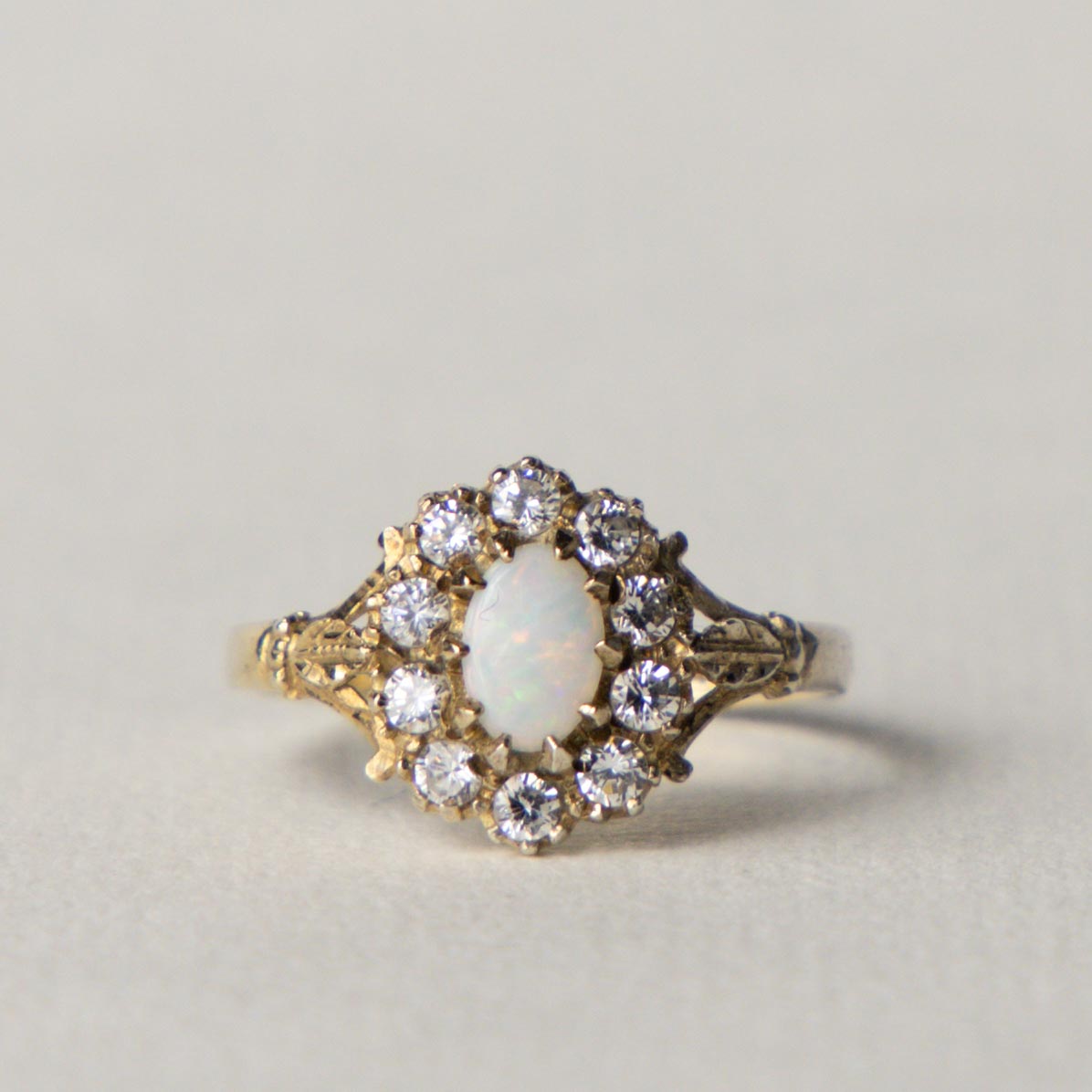 9ct opal & zirconia cluster