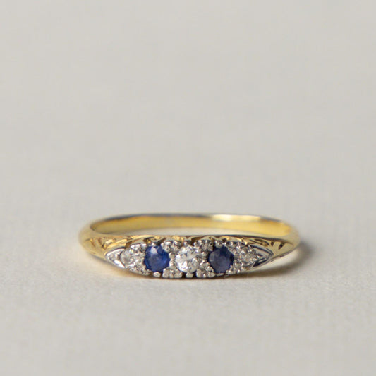 Antique 18ct Art Deco sapphire & diamond