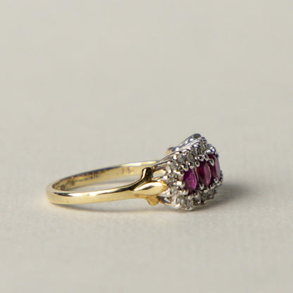 9ct ruby & diamond cluster