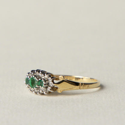9ct emerald & diamond trilogy cluster