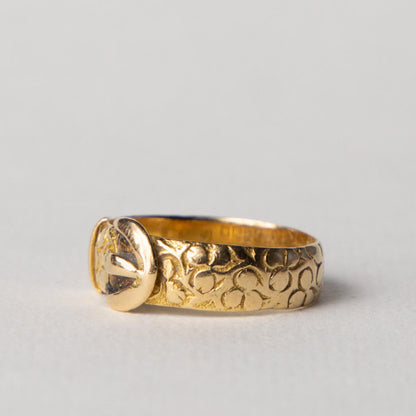 Edwardian 18ct gold antique engraved buckle ring