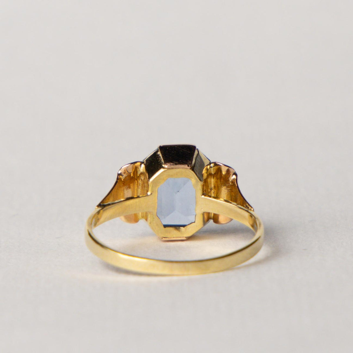 14ct blue topaz Art Deco