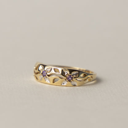 9 carat flower band ring